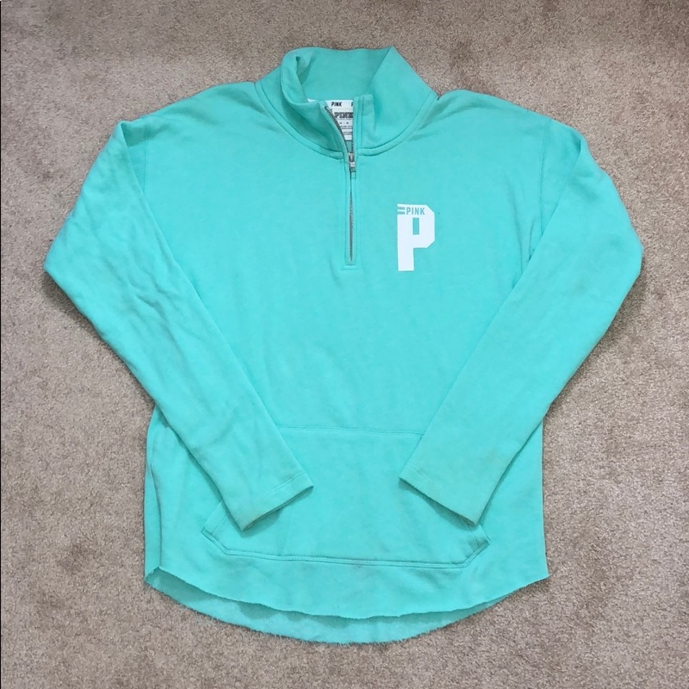 VS PINK Pullover